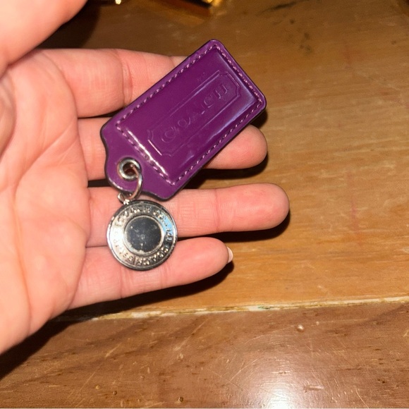 Coach Purple Leather Tag - Picture 2 of 3